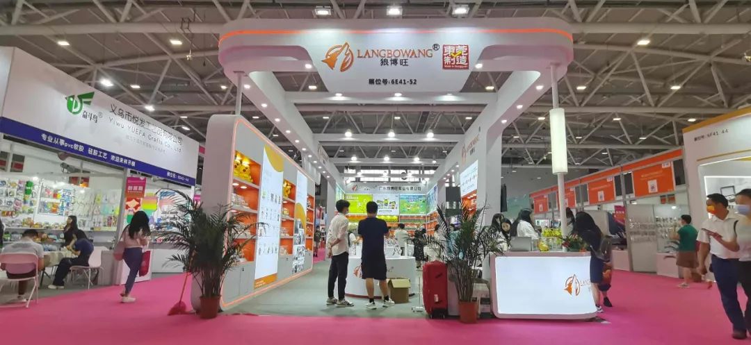 強(qiáng)勢(shì)來(lái)襲！第30屆深圳禮品展今日開(kāi)展！(圖3)