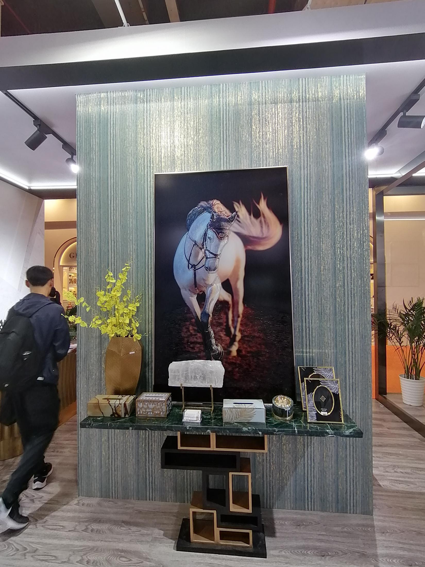 昆明展位設(shè)計(jì)搭建服務(wù)如何滿足不同企業(yè)的需求？(圖1)