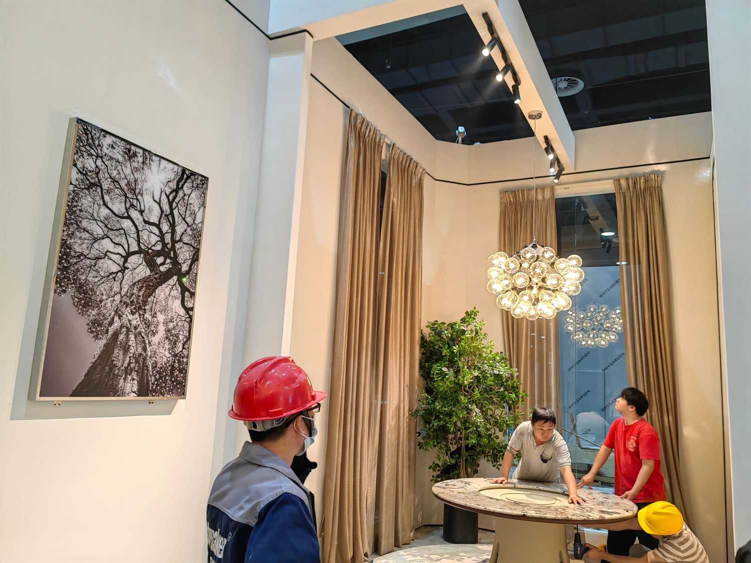 如何通過德國(guó)展會(huì)設(shè)計(jì)搭建提高參展者的互動(dòng)和參與感？(圖1)